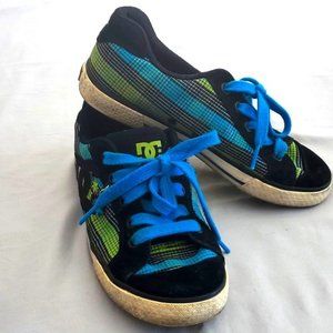 DC Skate Shoes GUC  Fashion Sneakers Size 7